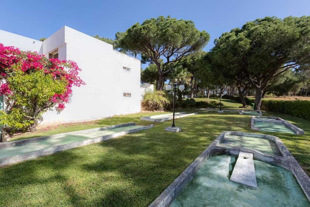 Planalto - Cosy House For 4 In A Private Condo With Pool At Vilamoura Quarteira Esterno foto
